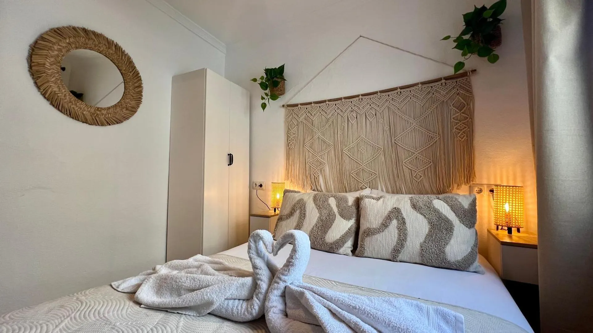 מיחאס Cozy Historical Andalusian 3Br House Peachy Stays בית נופש