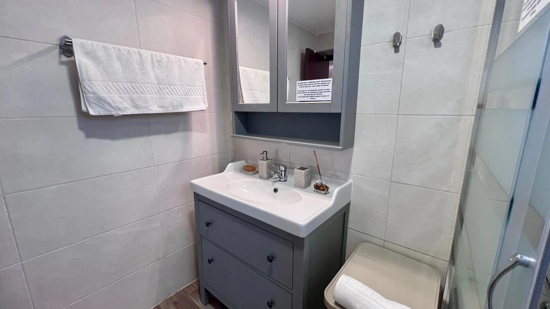 Cozy Historical Andalusian 3Br House Peachy Stays 米哈斯 0*,